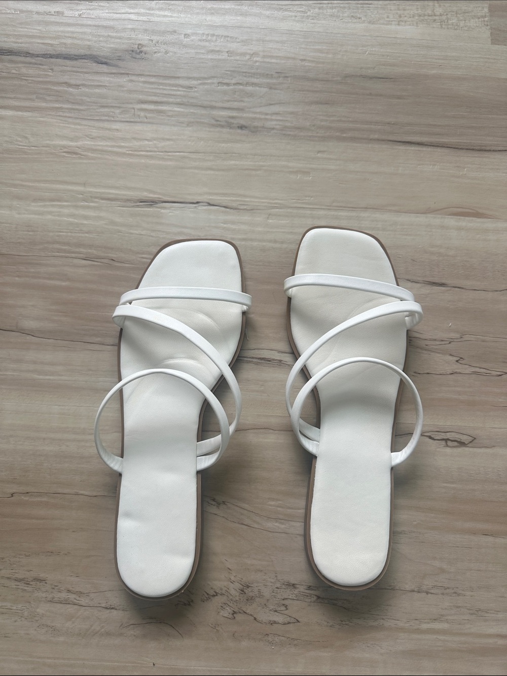 Minimalist White Strappy Slide Sandals for Women